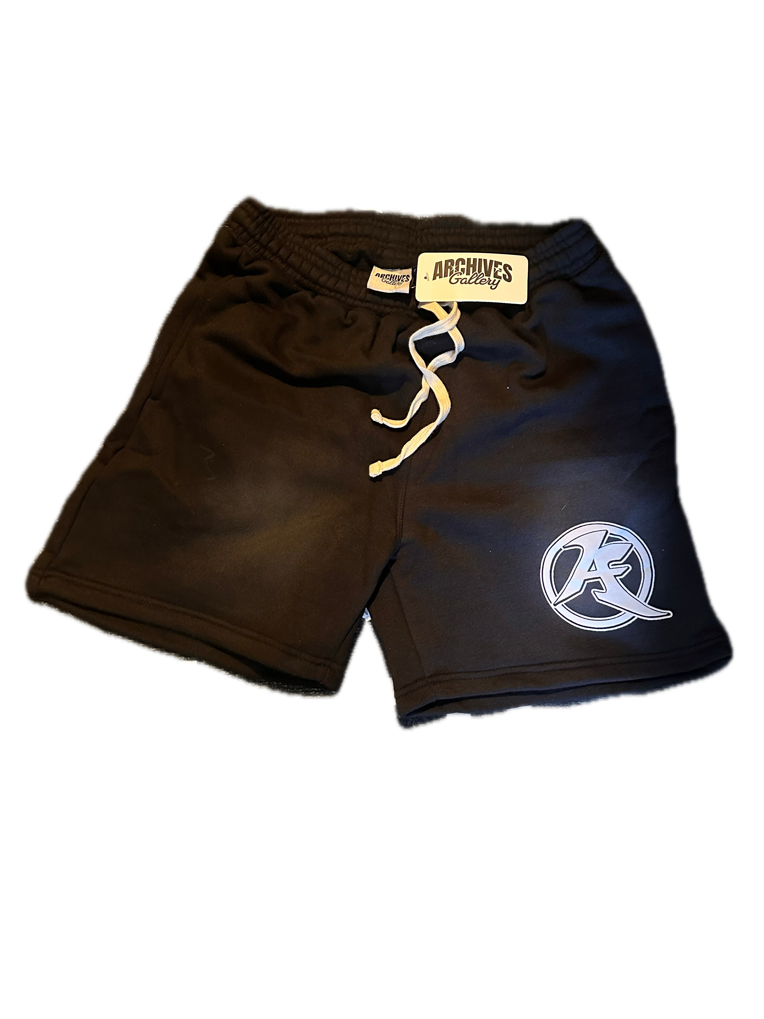 ‘ARTISTIC LOVE SHORTS’